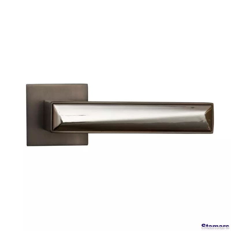 Durvju rokturis AKO , MRO-77-40