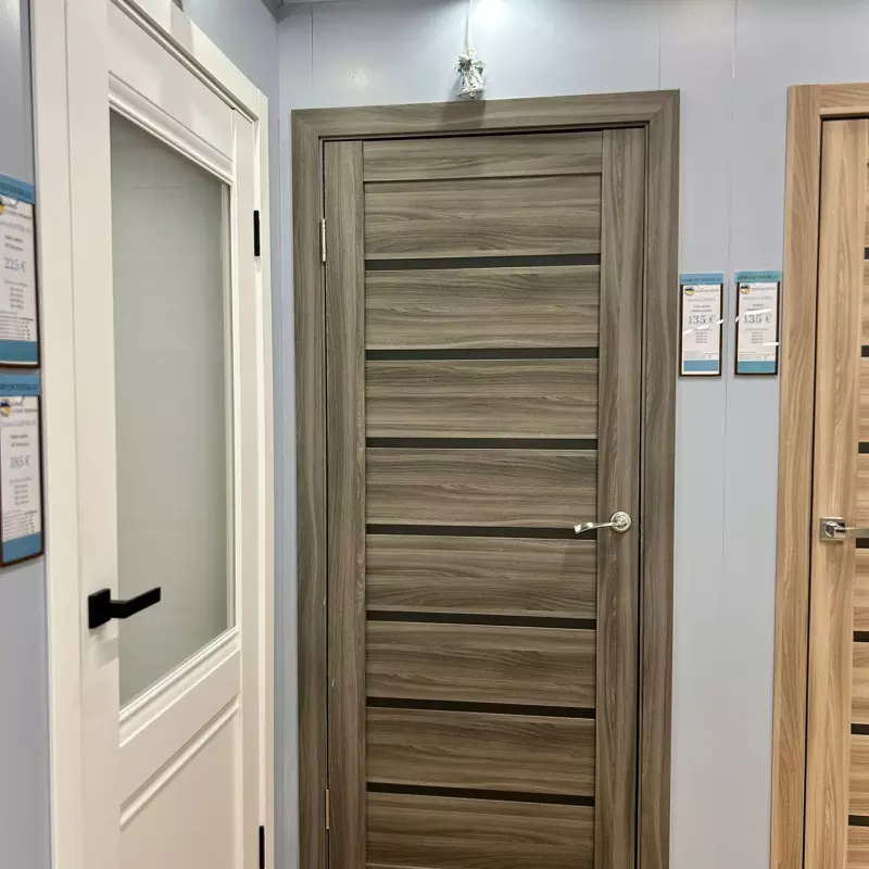 Durvis Leona (LIRA) Ozols atlants EKOfinierējums